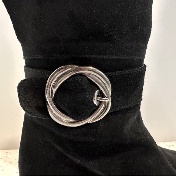 Stuart‎ WEITZMAN Black Suede Heeled Buckle Ankle Bootie - Picture 8 of 11